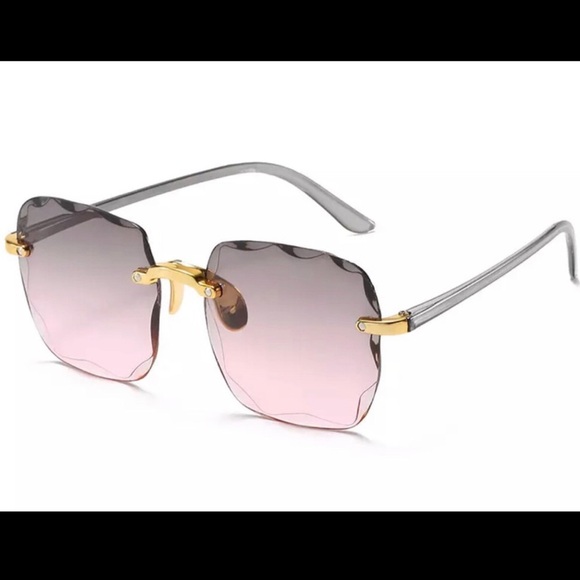 Accessories - Elegant Gold and Pink Sunglasses